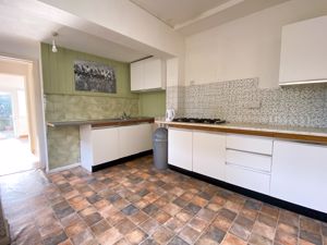 Photo 10- click for photo gallery